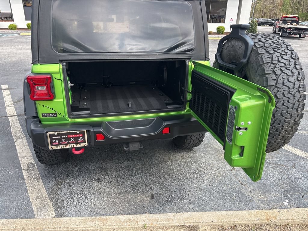 Used 2018 Jeep Wrangler Unlimited Rubicon AWD/4WD image 36