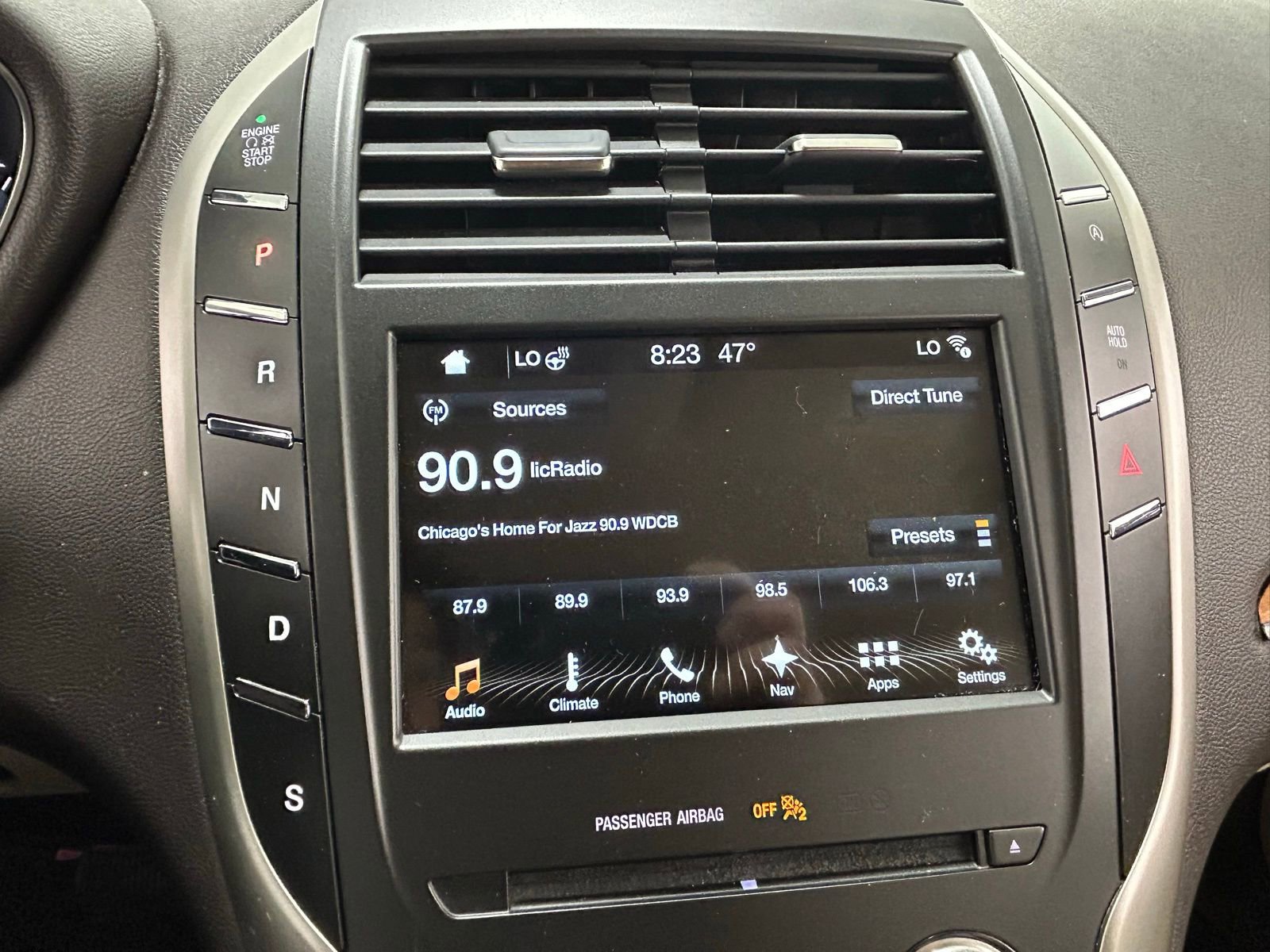 Used 2018 Lincoln MKC Select w/ Select Plus Package image 17