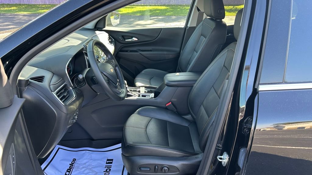 Used 2024 Chevrolet Equinox Premier w/ LPO, Floor Liner Package image 24