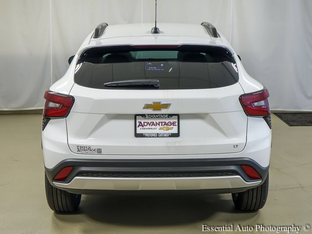 New 2026 Chevrolet Trax LT FWD image 6