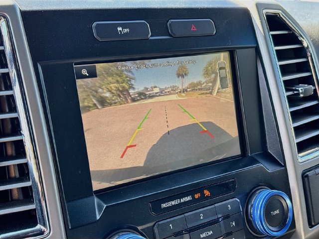 Used 2015 Ford F150 Lariat RWD image 13