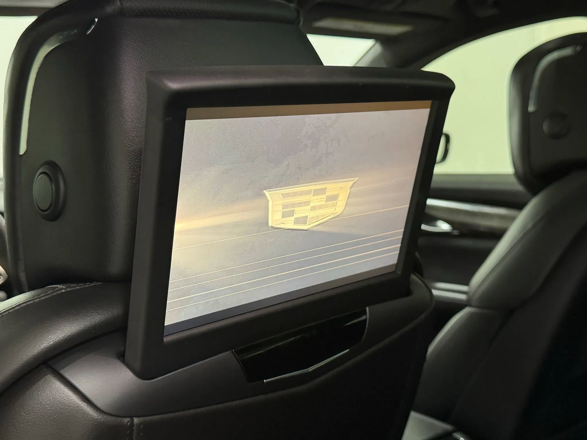 Used 2020 Cadillac CT6 Premium Luxury w/ LPO, Exterior Accent Package AWD/4WD image 24