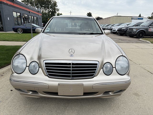 Used 2001 Mercedes-Benz E 320 Sedan image 2