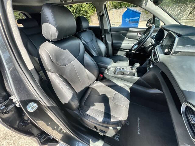 Used 2020 Hyundai Santa Fe Limited w/ Cargo Package image 19