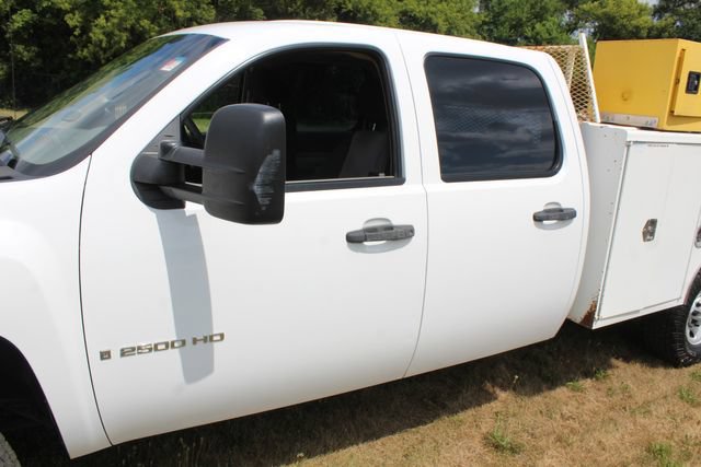 Used 2007 Chevrolet Silverado 2500 W/T AWD/4WD image 15