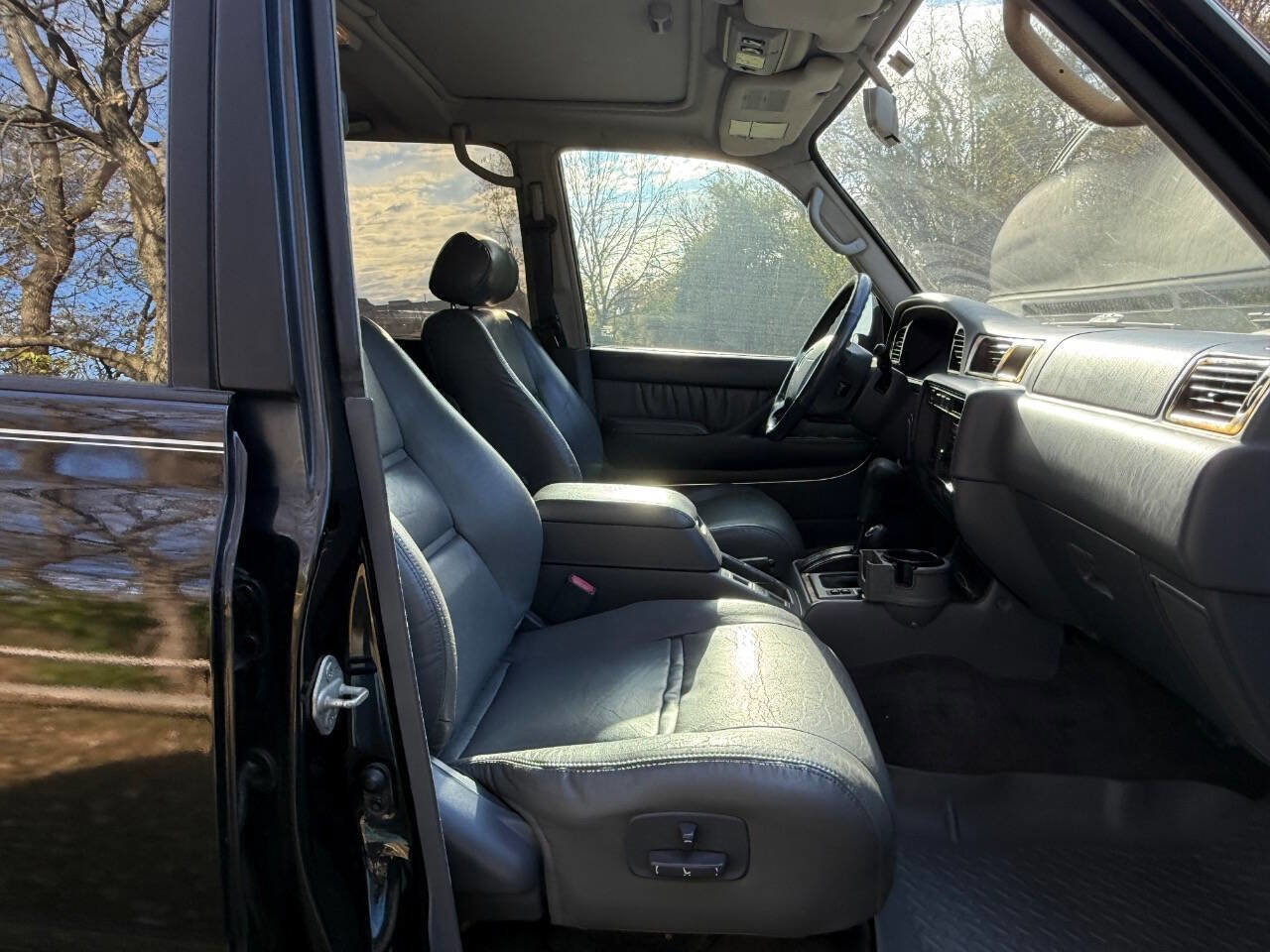 Used 1997 Toyota Land Cruiser image 74