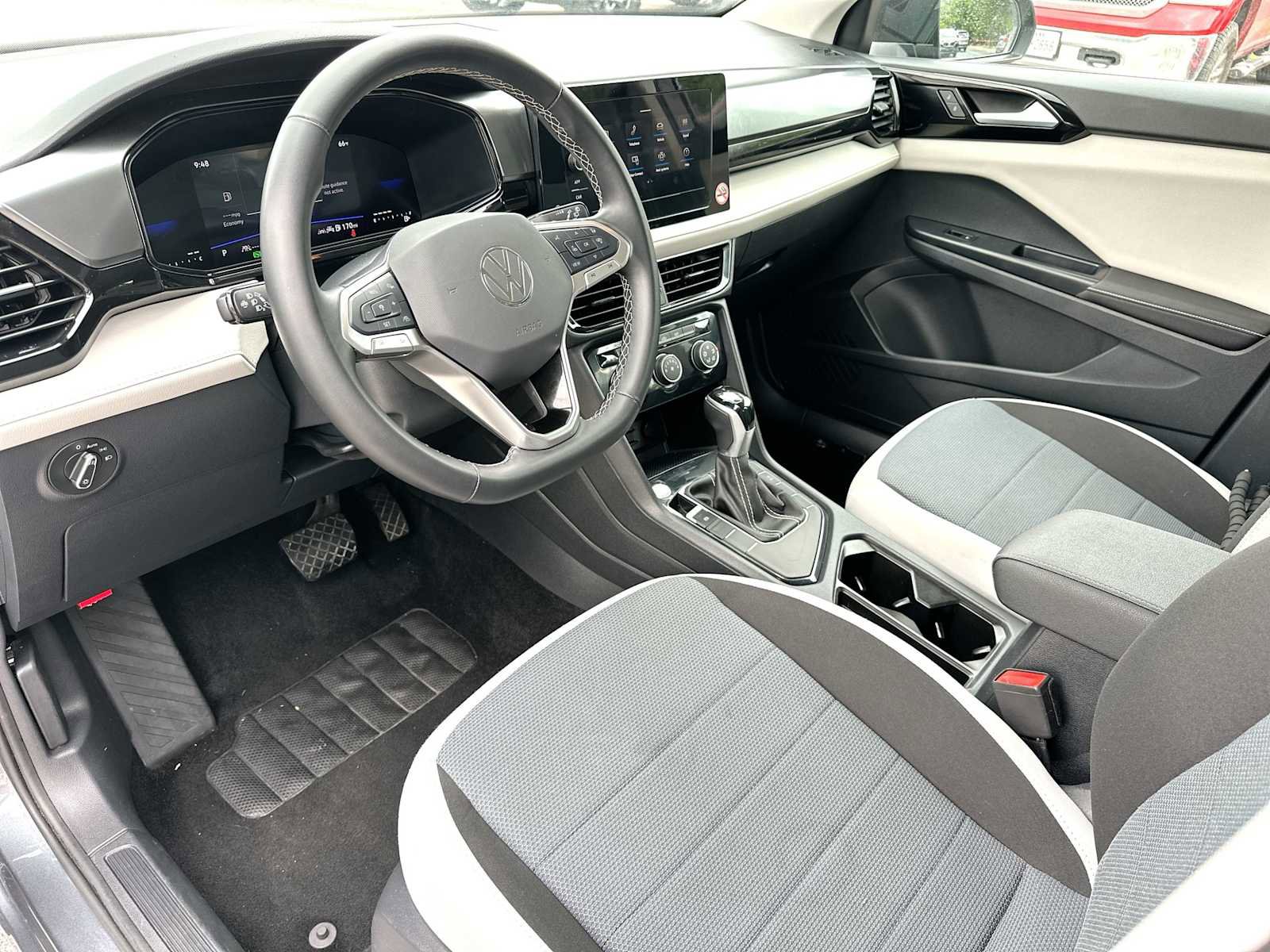 Used 2025 Volkswagen Taos S FWD image 18