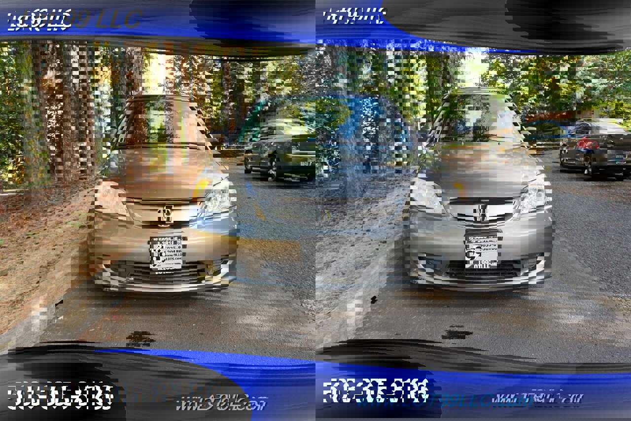 Used 2005 Honda Civic Hybrid Sedan image 9