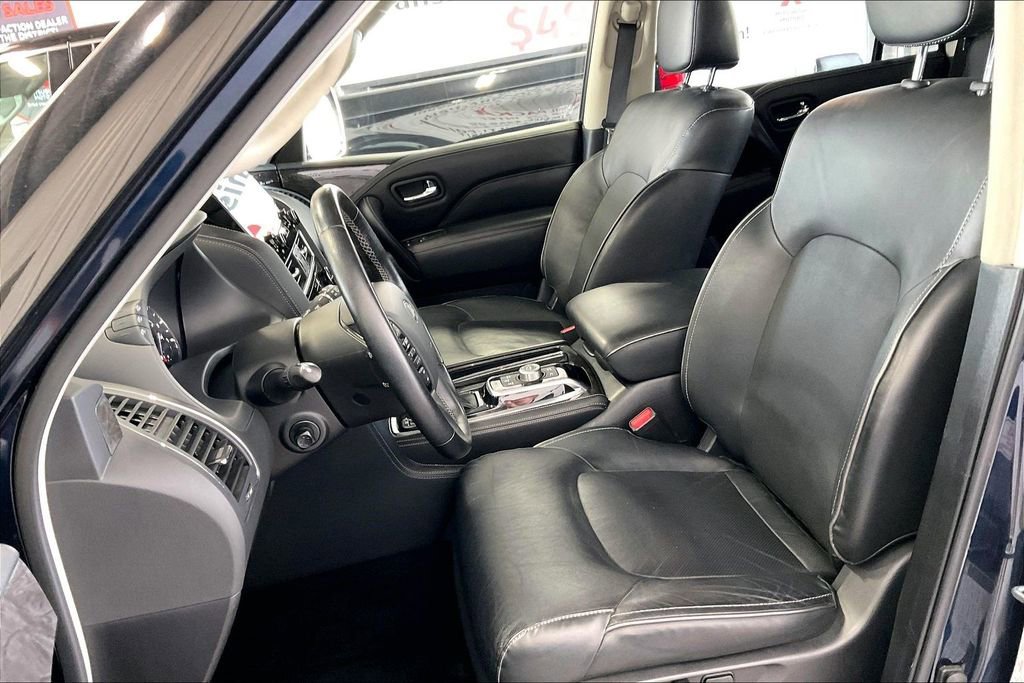 Used 2024 INFINITI QX80 Luxe image 3