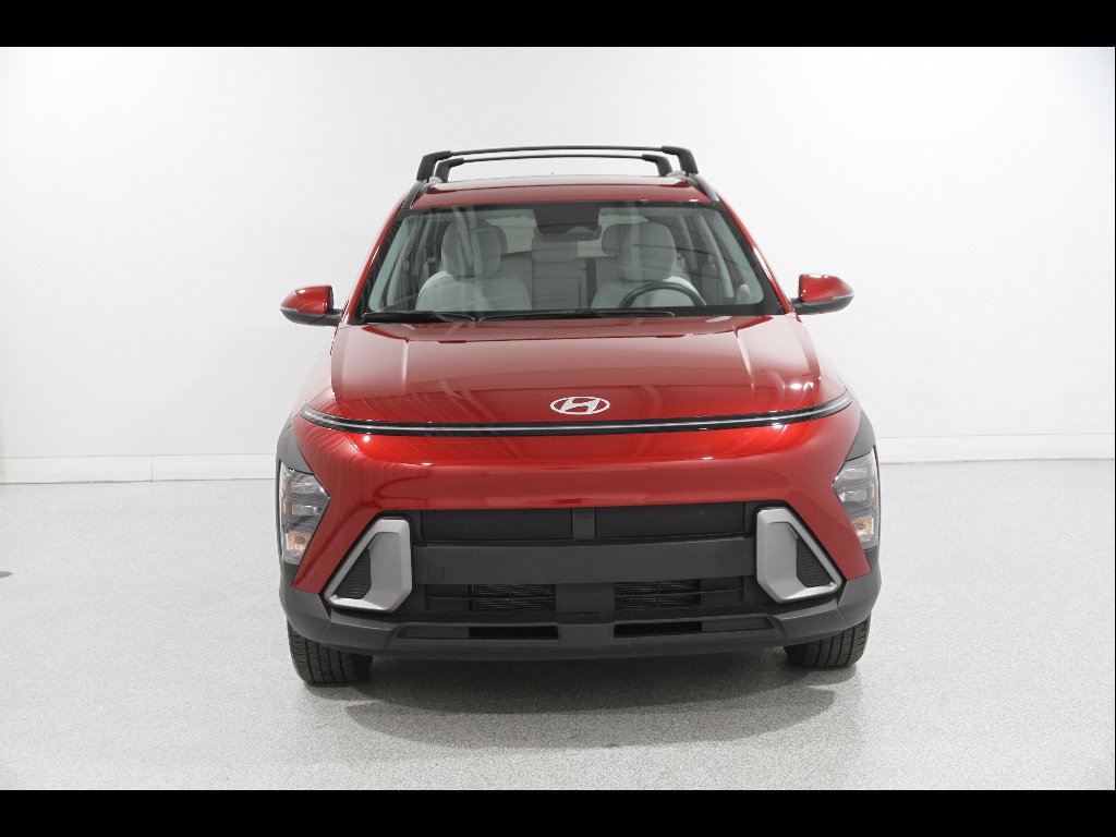 Certified 2024 Hyundai Kona SEL w/ Convenience Package AWD/4WD image 2