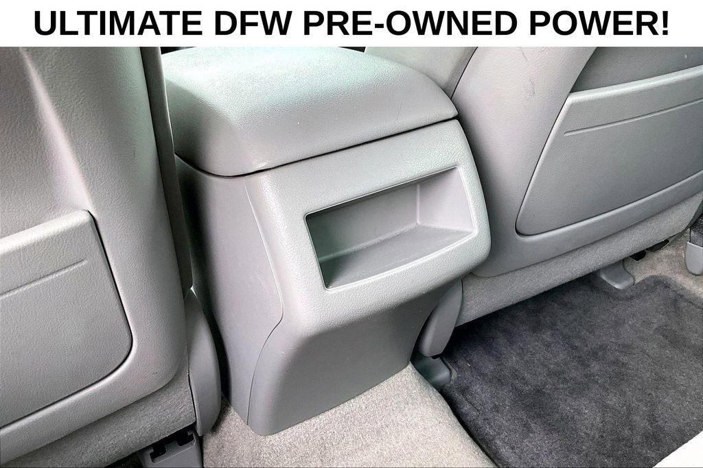 Used 2010 Toyota Camry LE FWD image 26