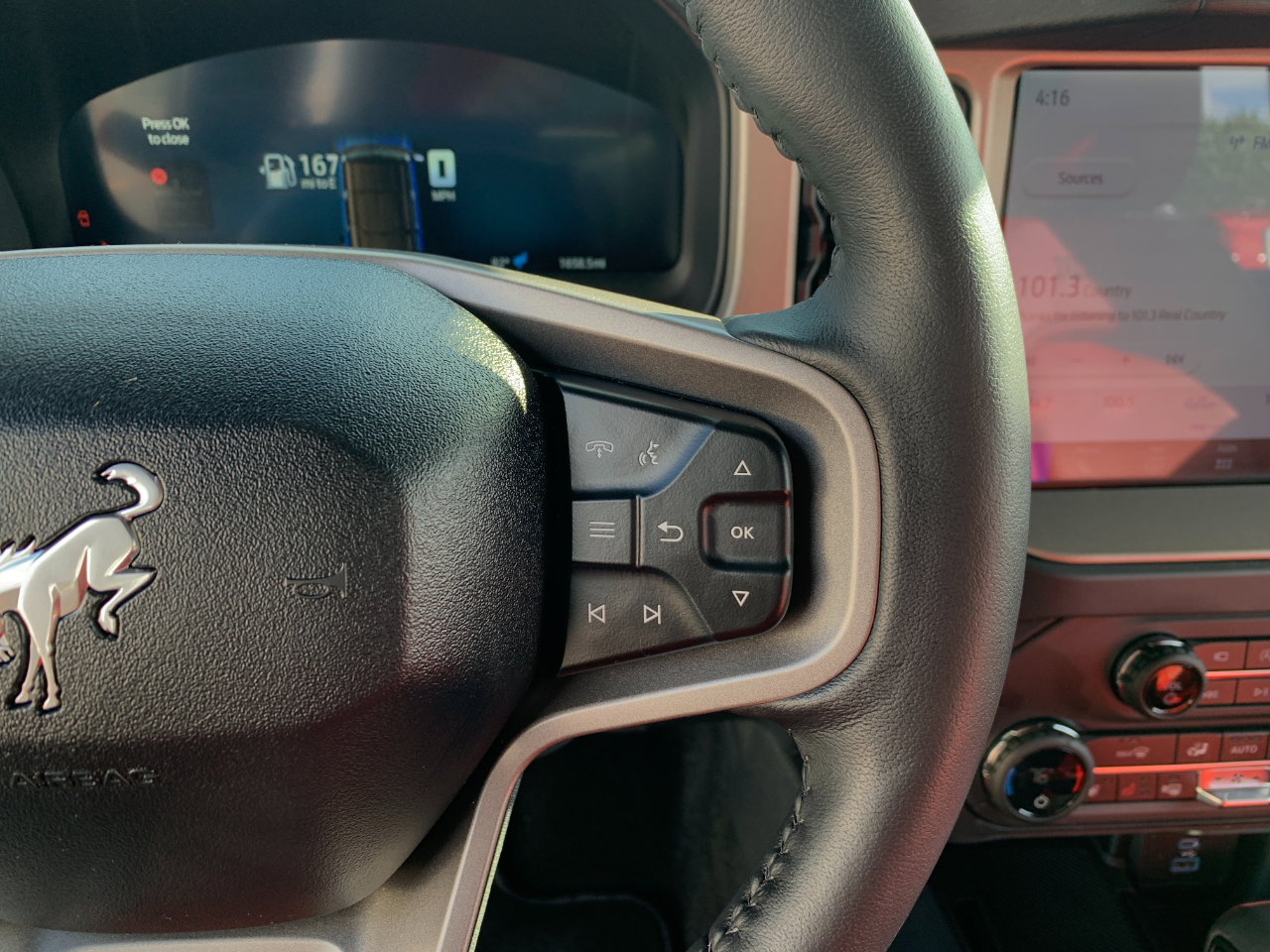 Used 2025 Ford Bronco Outer Banks w/ Sasquatch Package image 36