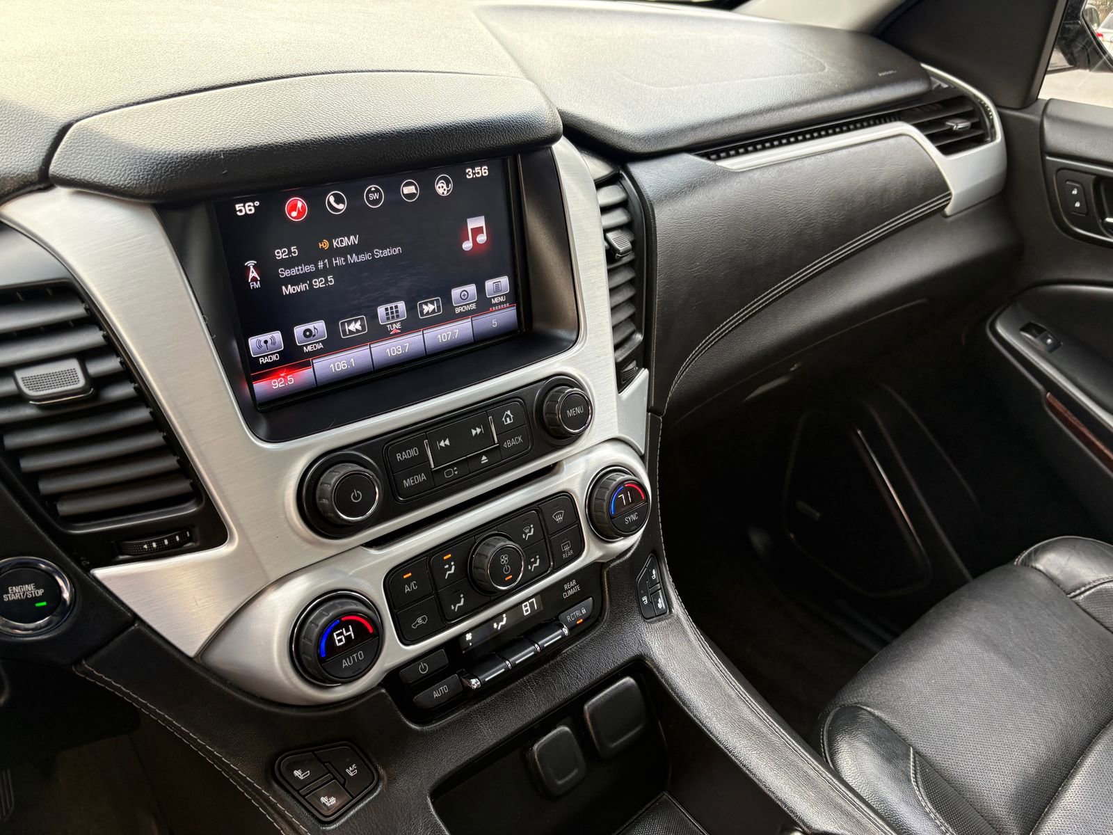 Used 2016 GMC Yukon XL SLT w/ Open Road Package image 33