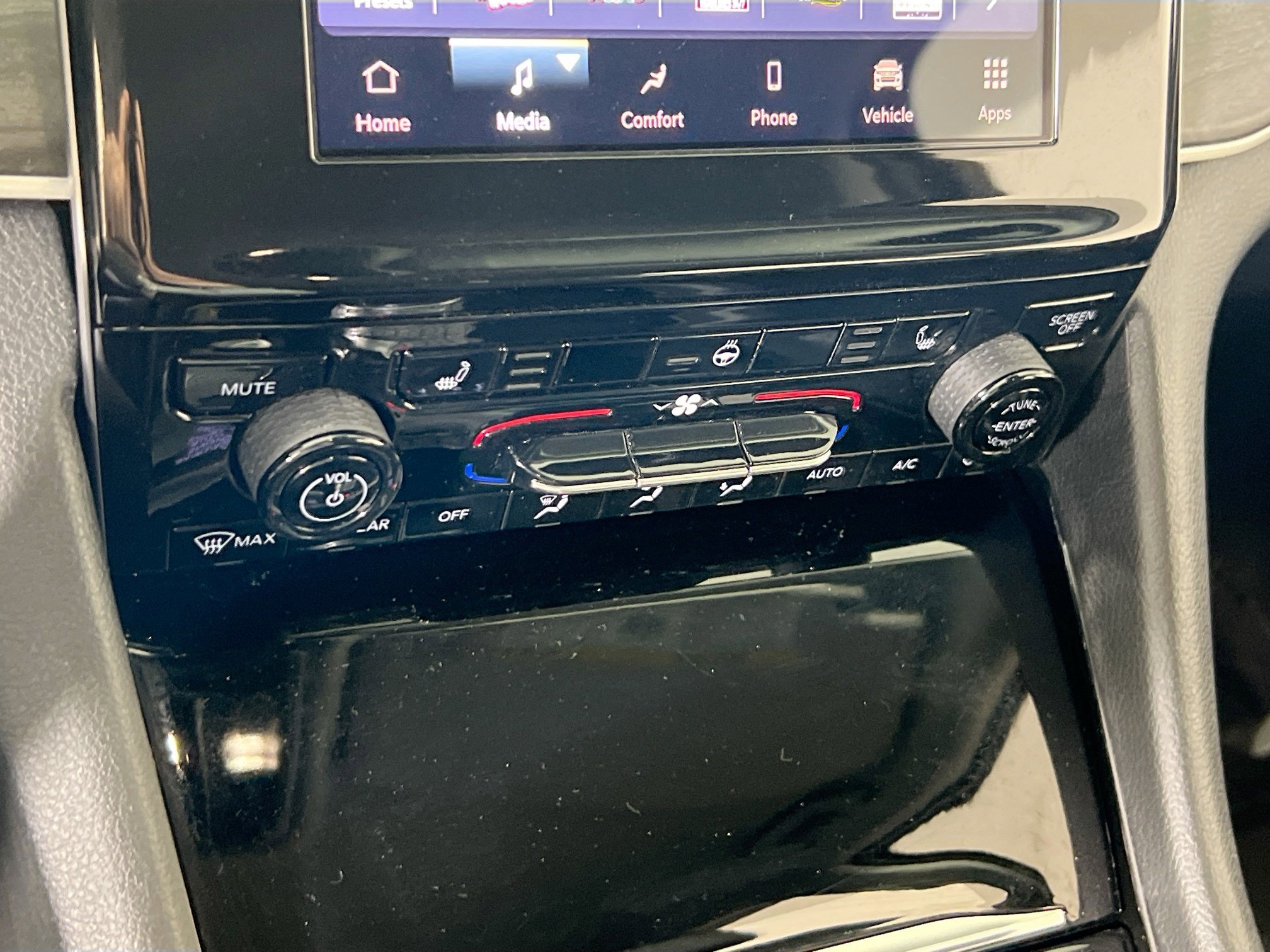 Used 2021 Jeep Grand Cherokee L Limited image 15