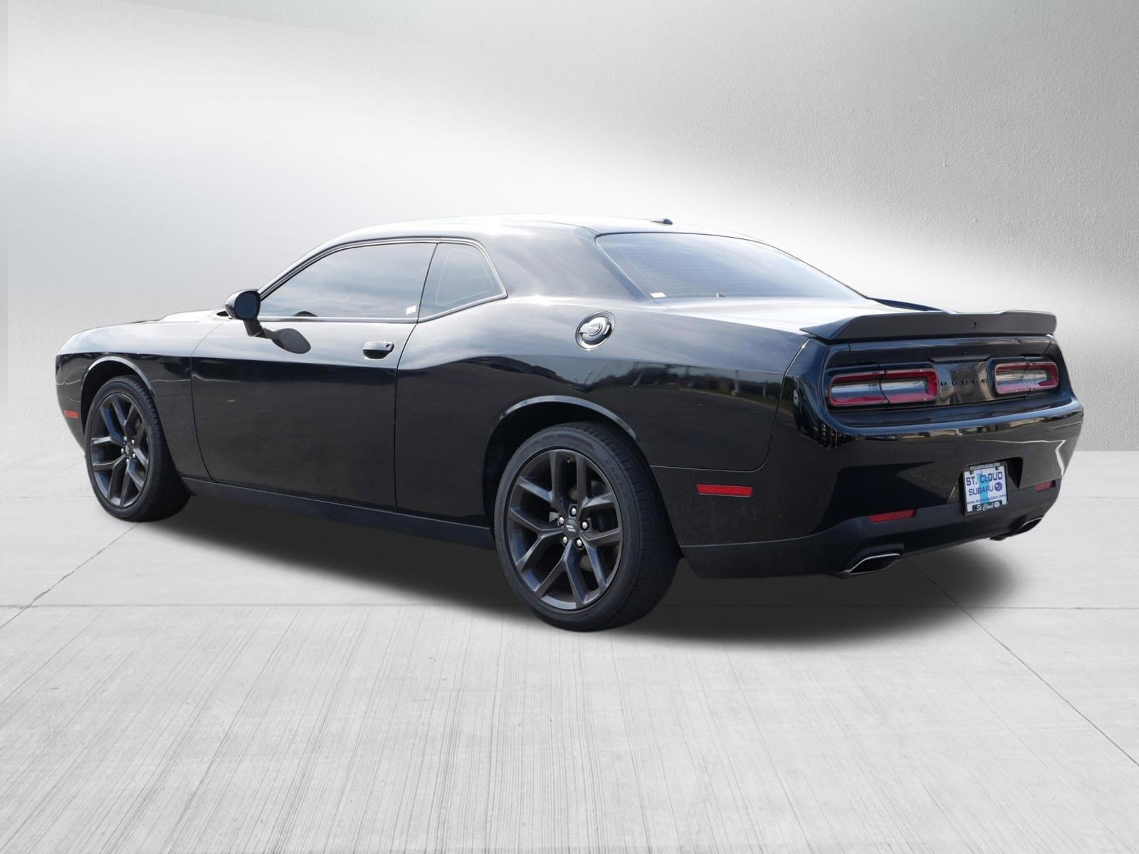 Used 2022 Dodge Challenger SXT w/ Blacktop Package RWD image 5