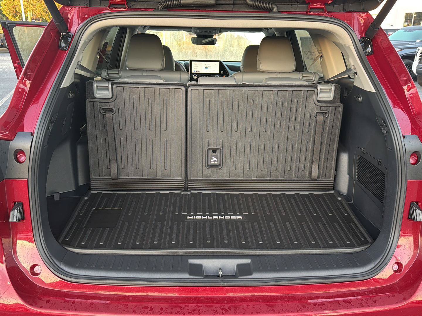 New 2026 Toyota Highlander XLE AWD/4WD image 33