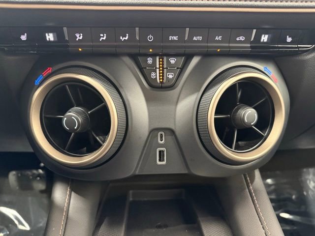 Used 2023 Chevrolet Blazer Premier w/ Driver Confidence II Package AWD/4WD image 39