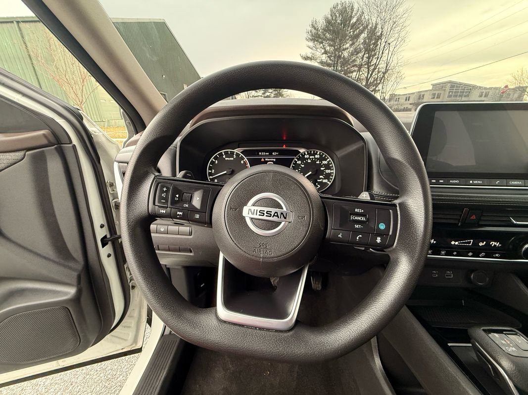 Used 2021 Nissan Rogue SV AWD/4WD image 19