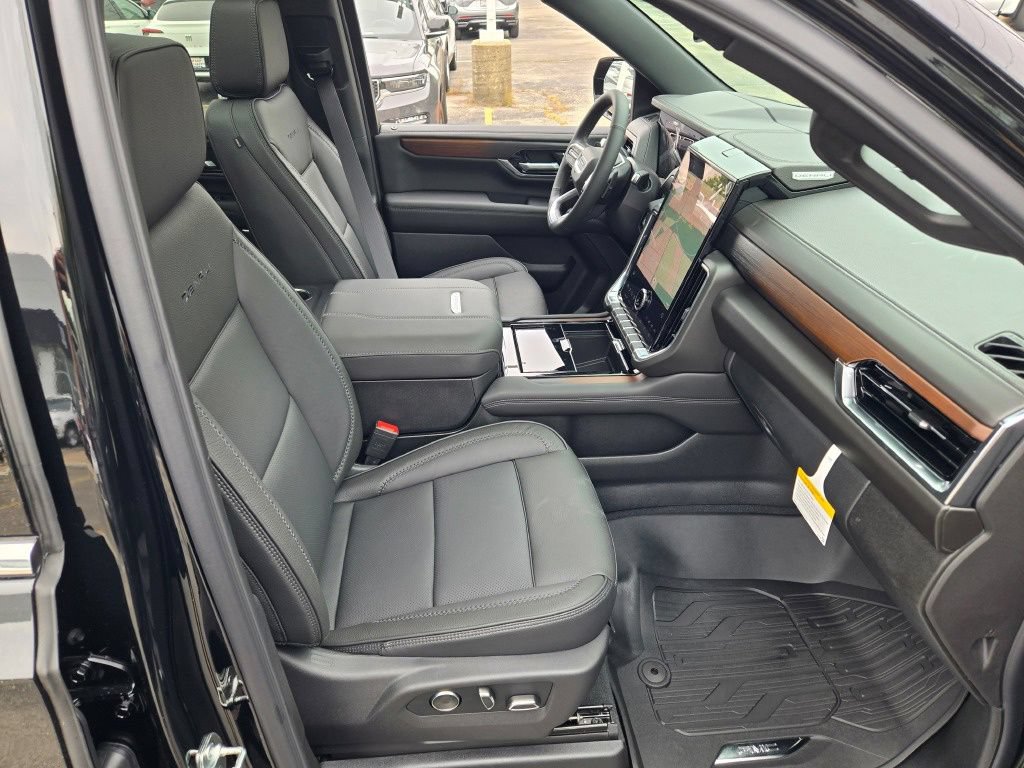 New 2026 GMC Yukon Denali w/ Sun & Power Step Package AWD/4WD image 15