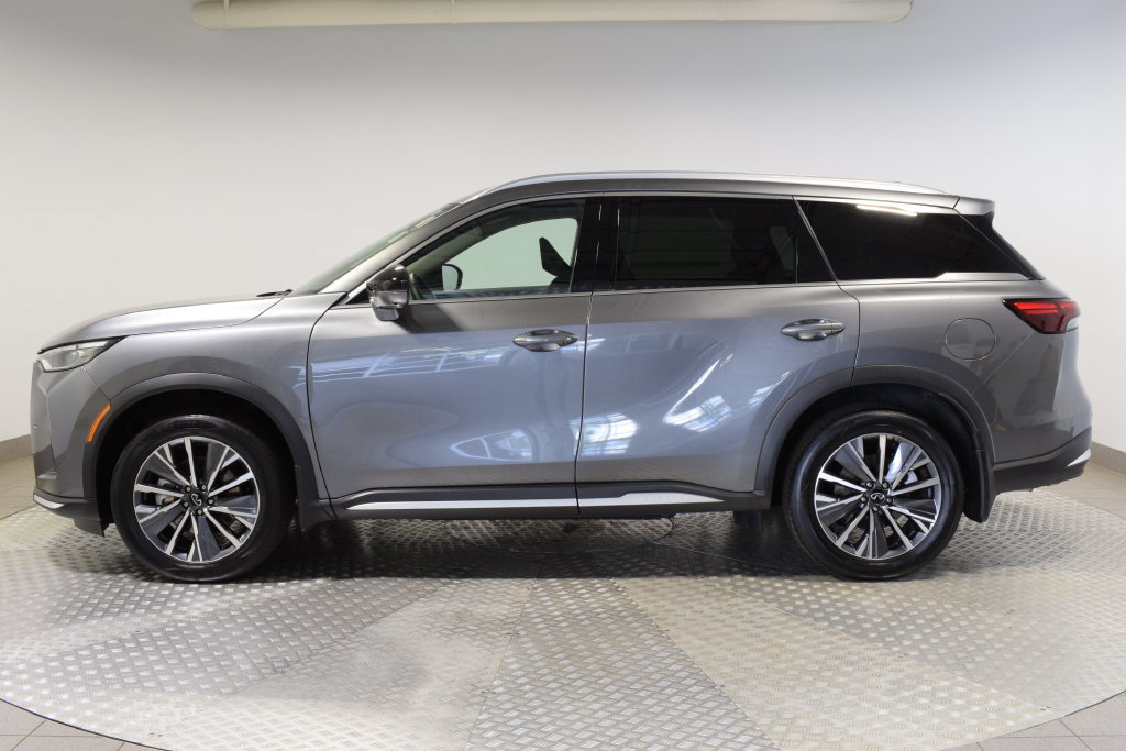 Certified 2026 INFINITI QX60 Luxe w/ Family Package AWD/4WD image 11
