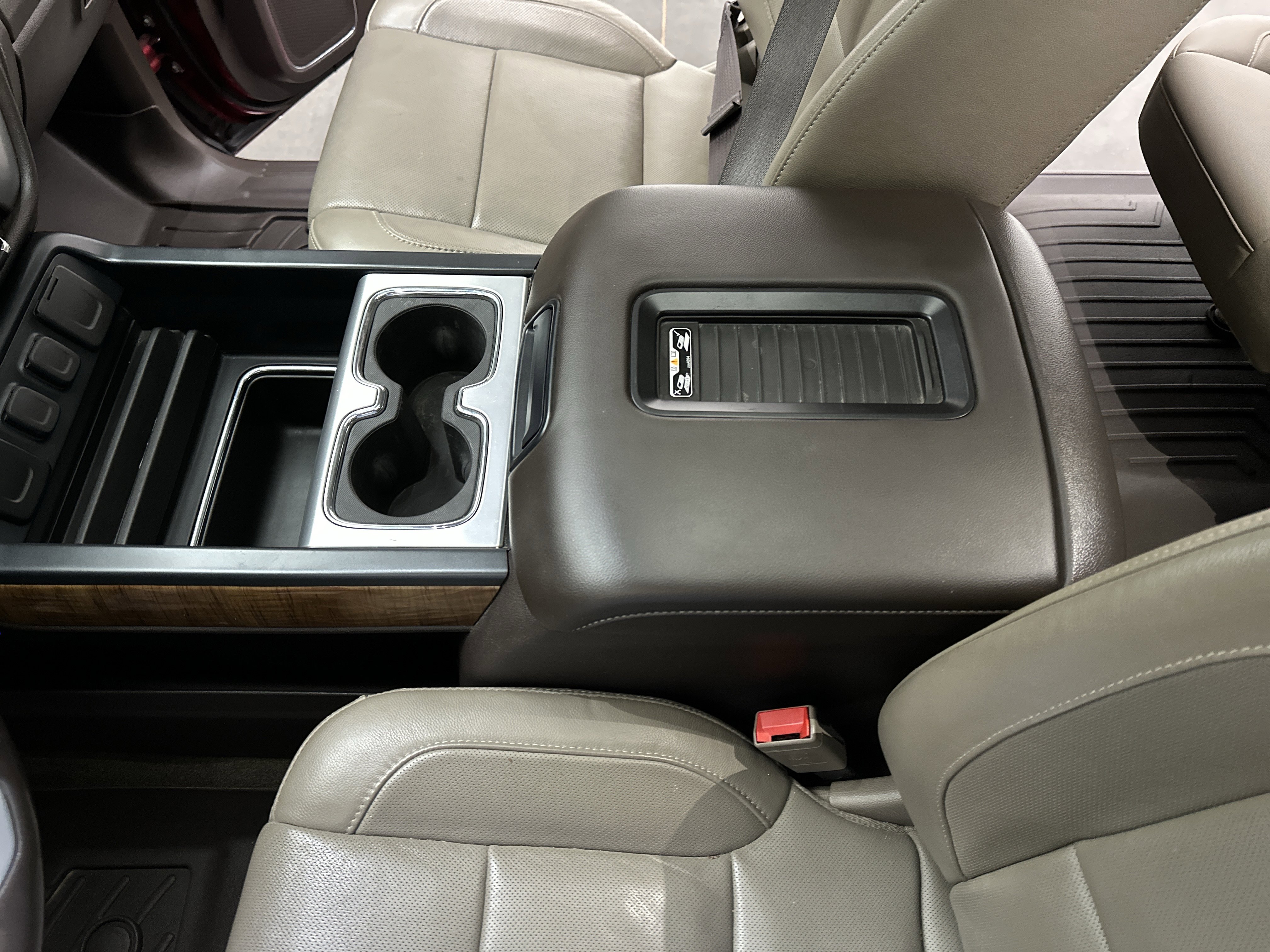 Used 2018 GMC Sierra 1500 SLT image 42