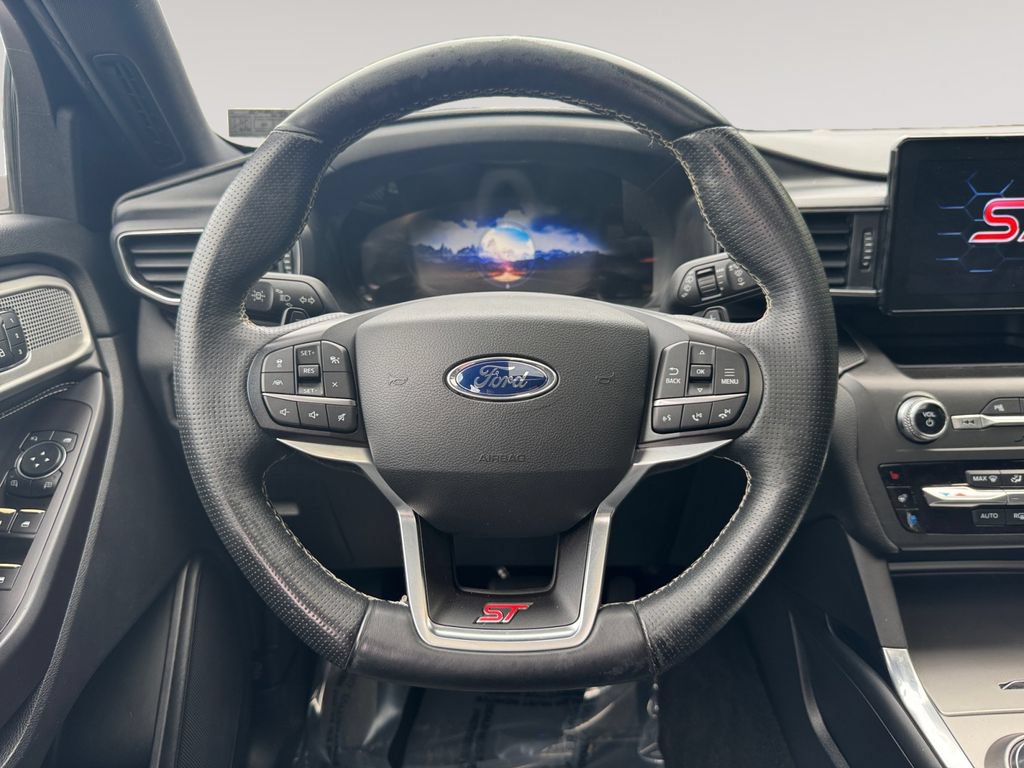 Used 2020 Ford Explorer ST AWD/4WD image 12