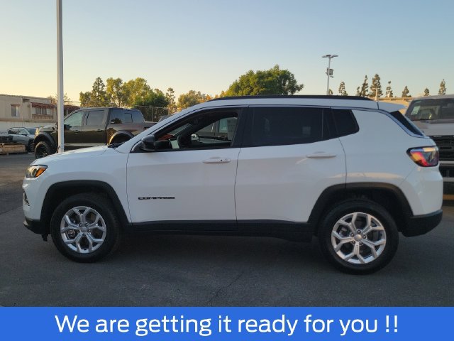 Used 2024 Jeep Compass Latitude AWD/4WD image 29