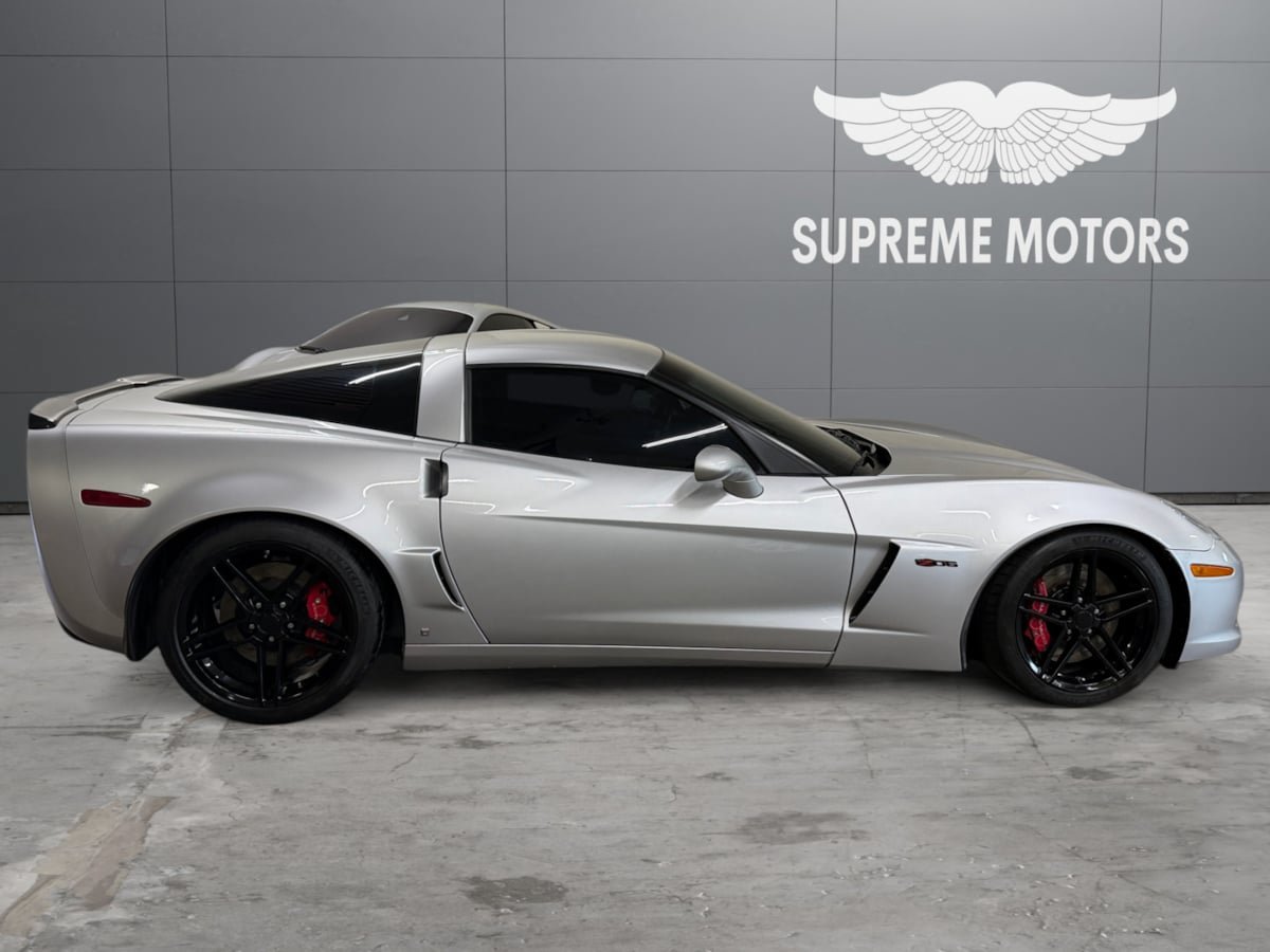 Used 2006 Chevrolet Corvette Z06 w/ Preferred Equipment Group RWD image 6