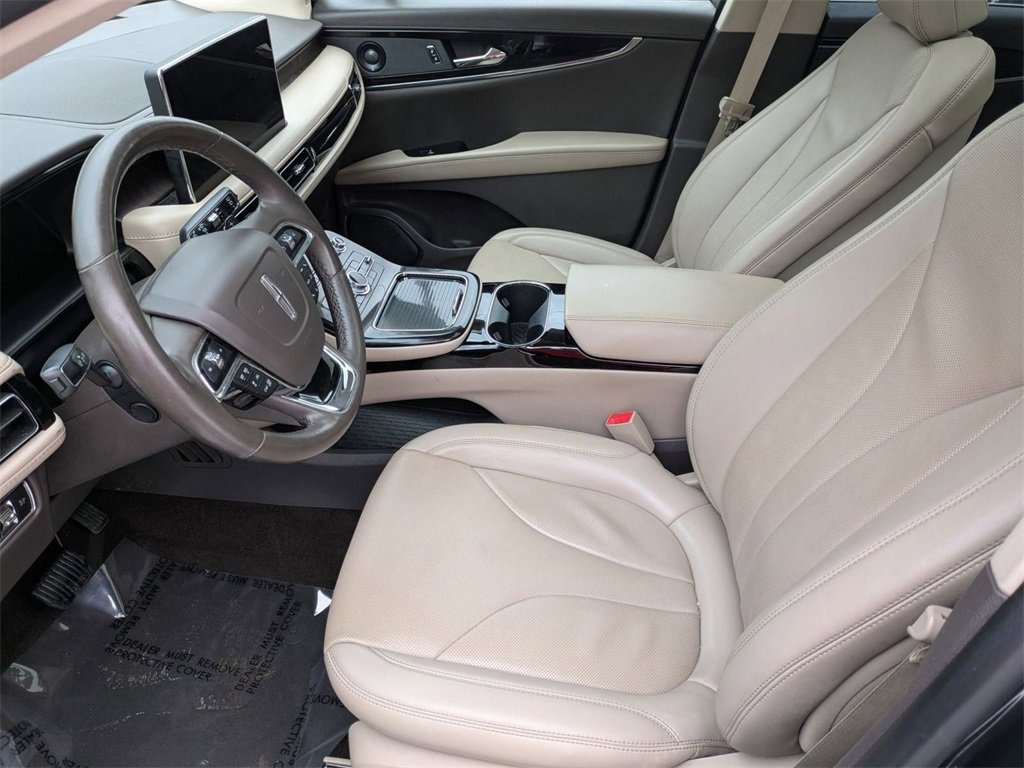 Used 2022 Lincoln Nautilus Reserve w/ Equipment Group 201A image 12