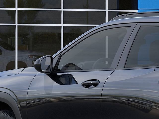 New 2026 Chevrolet Trax LT w/ Driver Confidence Package FWD image 16