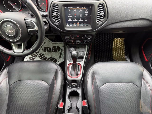 Used 2018 Jeep Compass Trailhawk w/ Leather Interior Group AWD/4WD image 26
