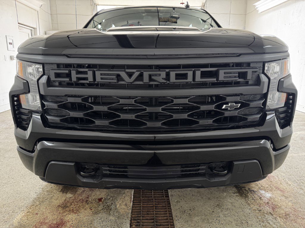 New 2026 Chevrolet Silverado 1500 Custom w/ Turbomax Blackout Package image 85