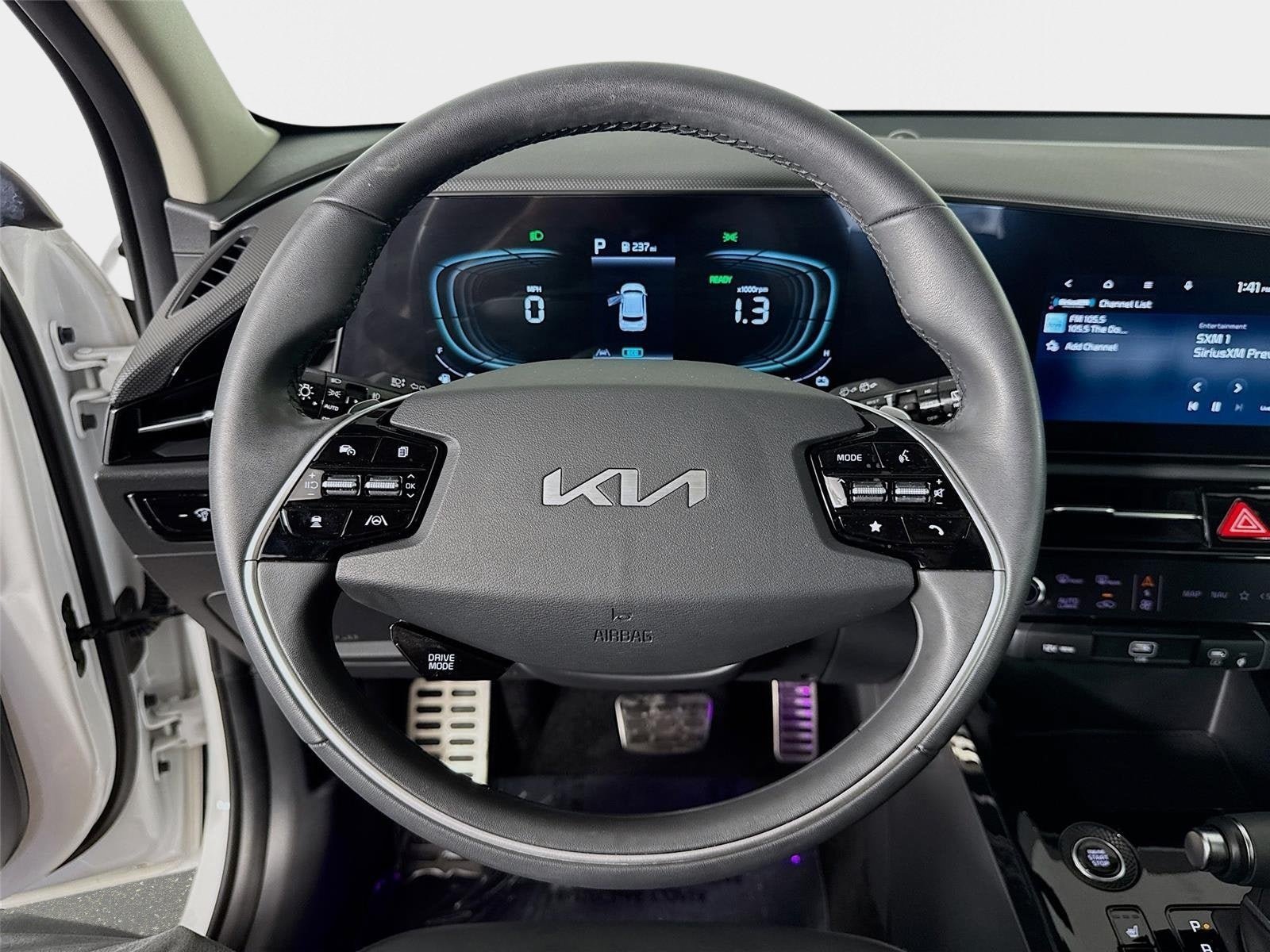 Certified 2023 Kia Niro EX Touring FWD image 12