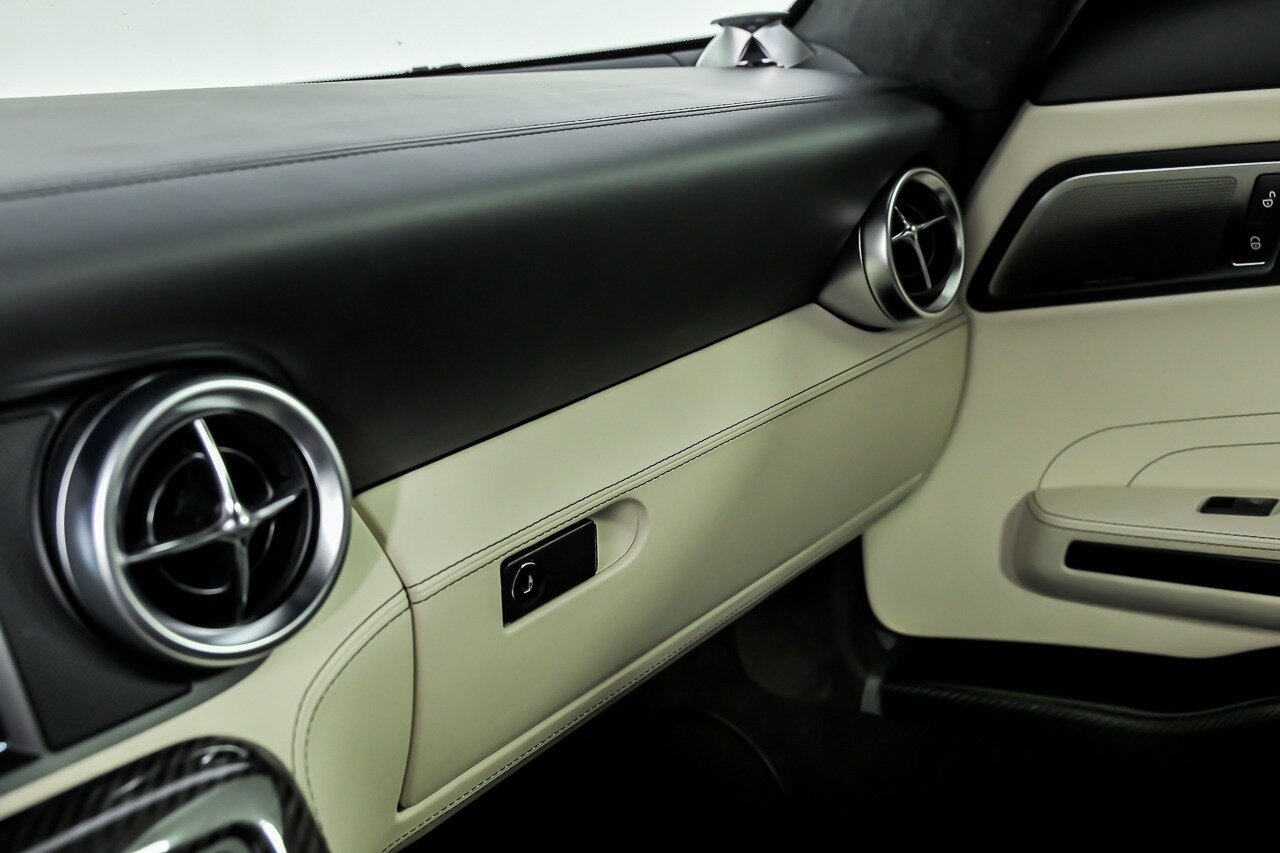 Used 2012 Mercedes-Benz SLS AMG Coupe image 35