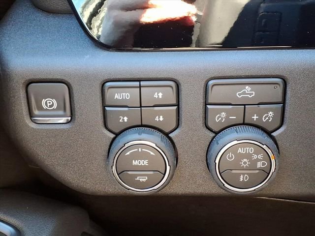 New 2026 Chevrolet Silverado 1500 RST w/ Dark Appearance Package image 13