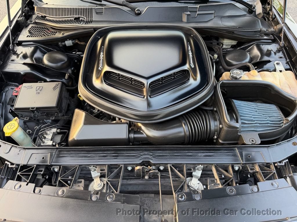 Used 2015 Dodge Challenger R/T Plus RWD image 40