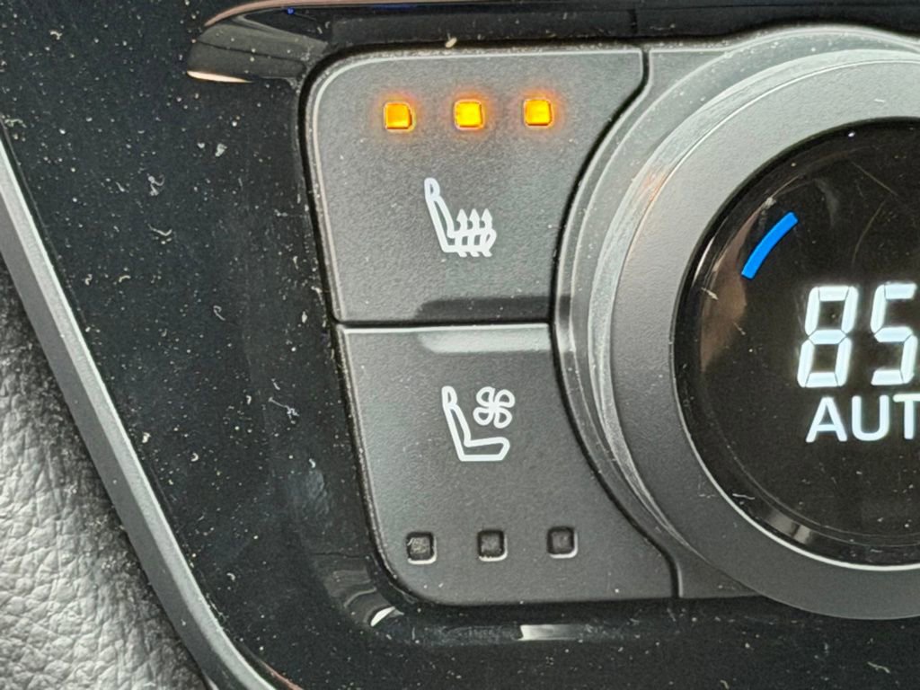 Used 2024 Toyota Grand Highlander Limited image 22