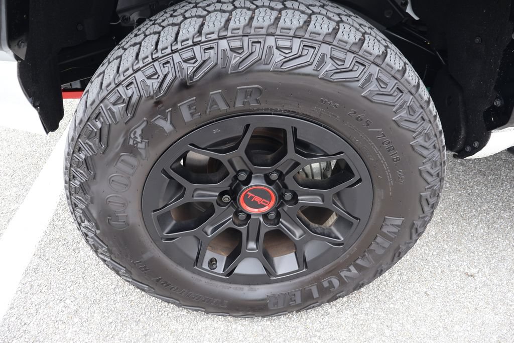 Used 2026 Toyota Tacoma TRD Pro AWD/4WD image 4