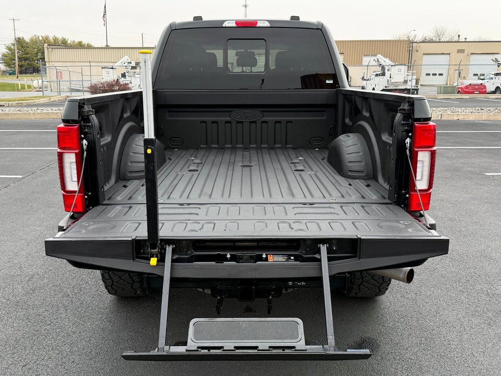 Used 2021 Ford F250 Lariat image 11