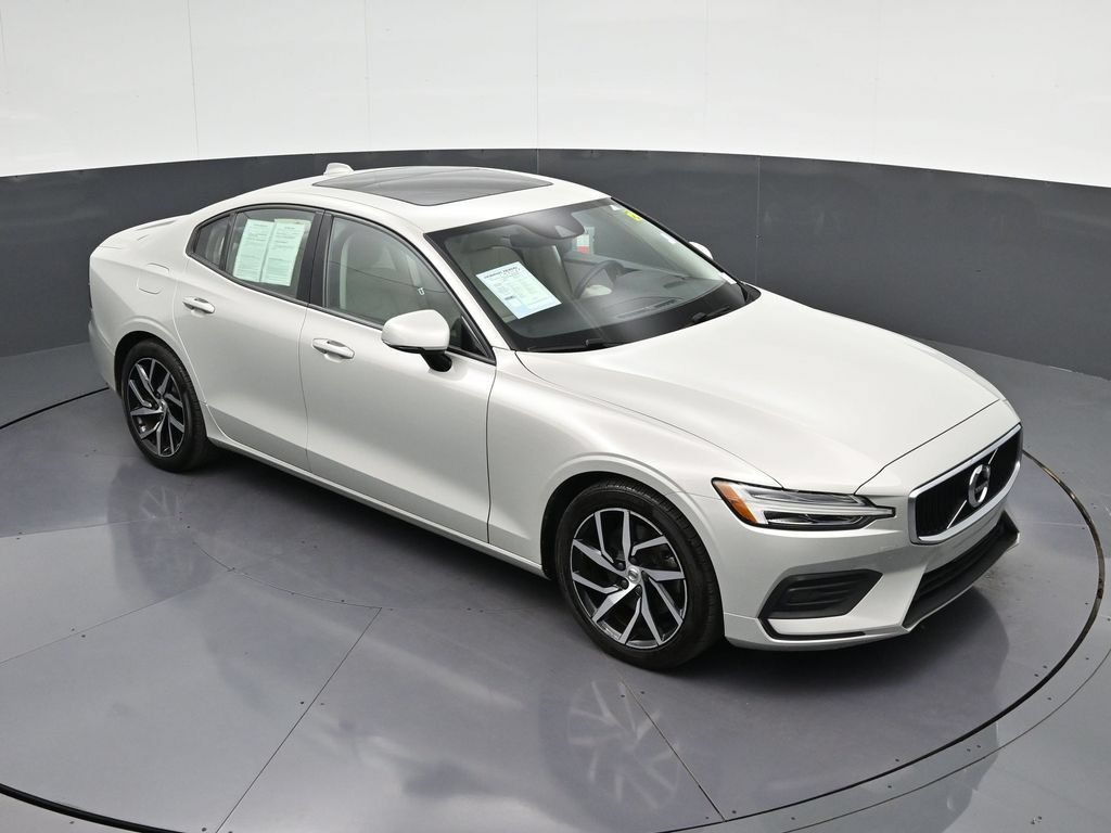 Used 2020 Volvo S60 T5 Momentum FWD image 23