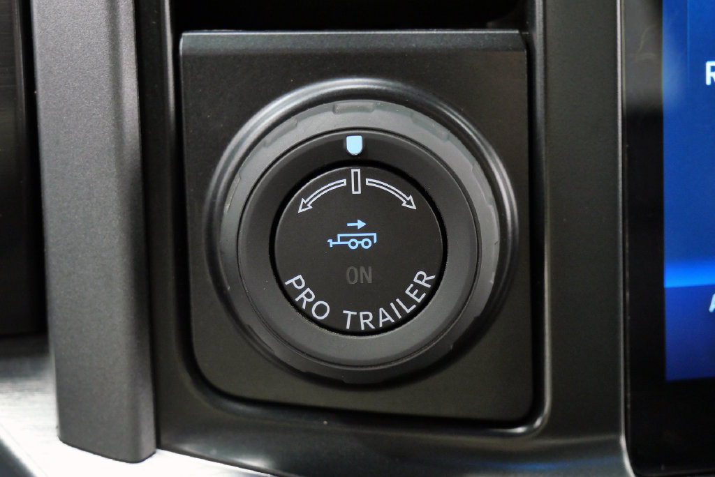 Used 2021 Ford F150 Lariat w/ Max Trailer Tow Package AWD/4WD image 30