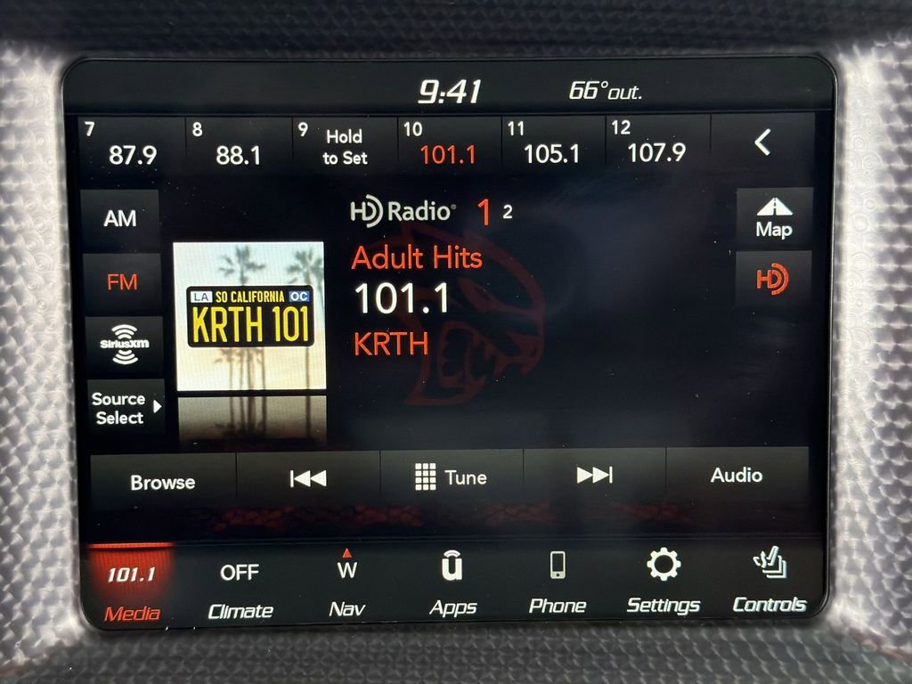 Used 2022 Dodge Charger SRT Hellcat w/ Navigation & Travel Group image 12