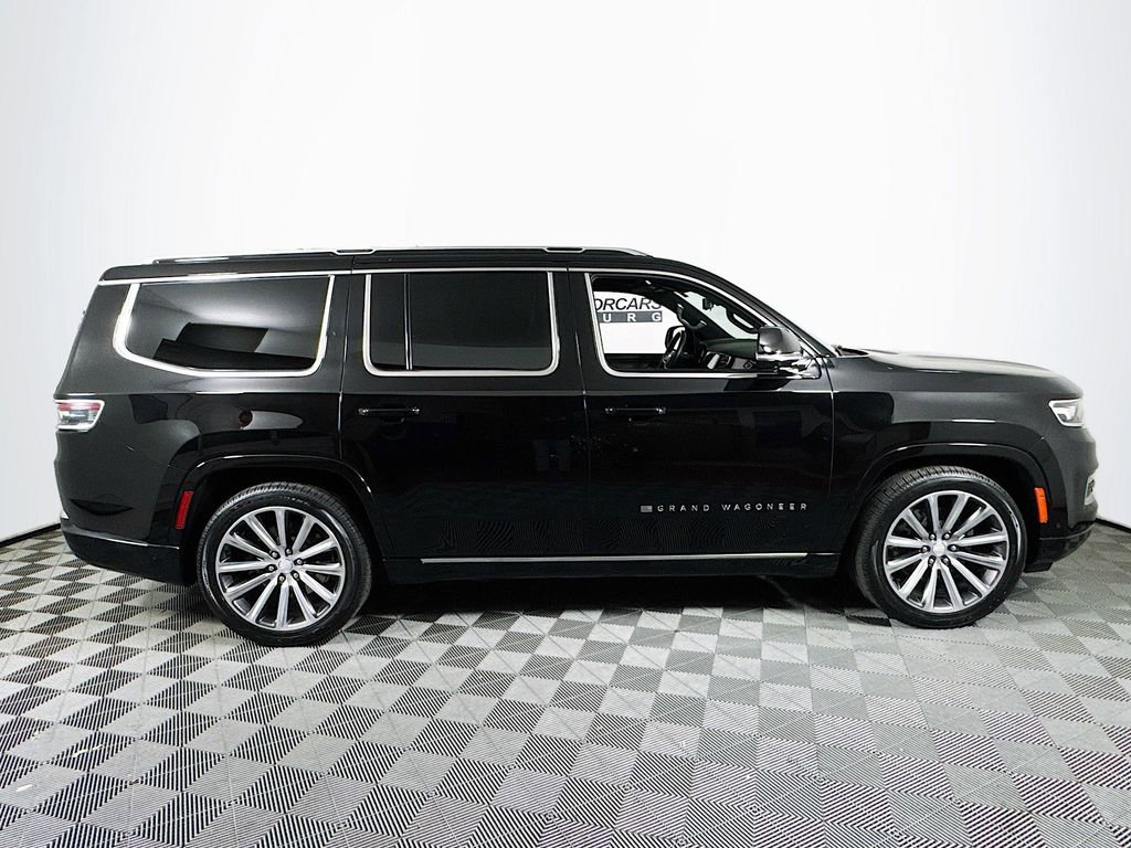 Used 2022 Jeep Grand Wagoneer Series II w/ Convenience Group III image 8