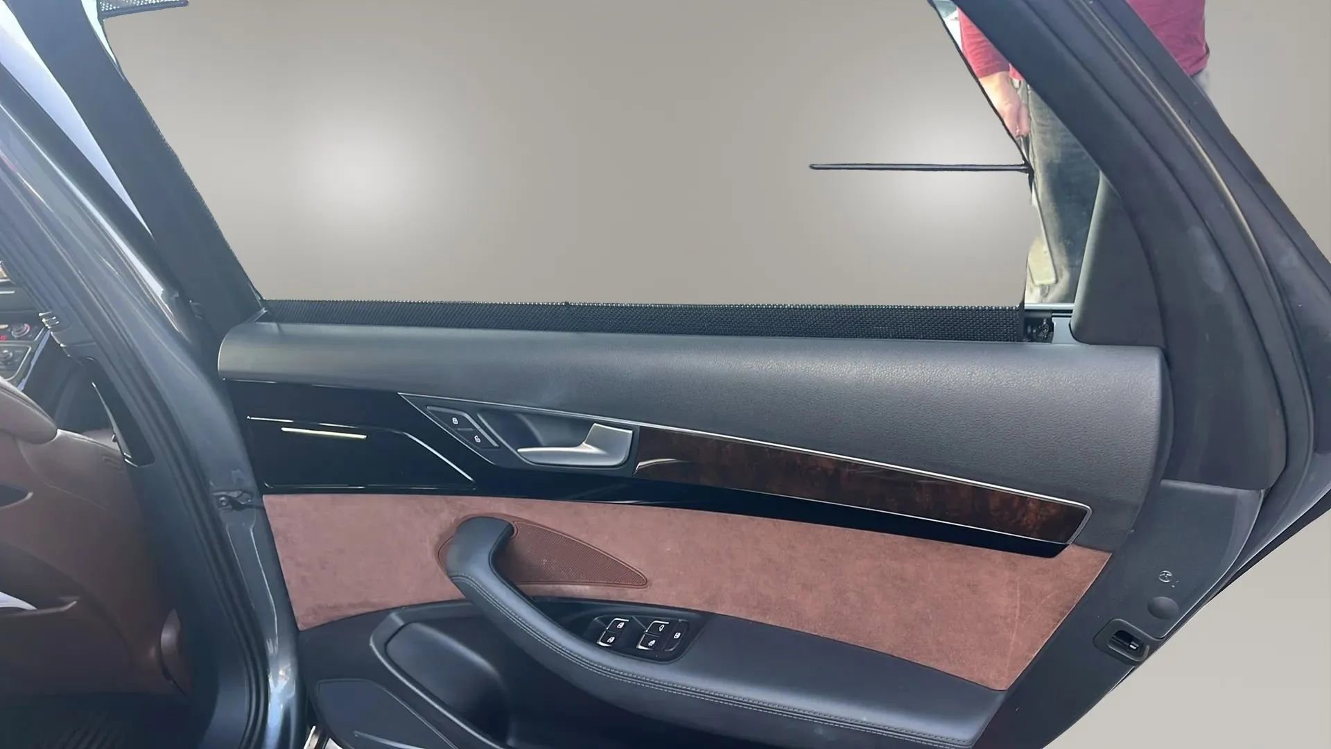 Used 2015 Audi A8 L TDI image 36