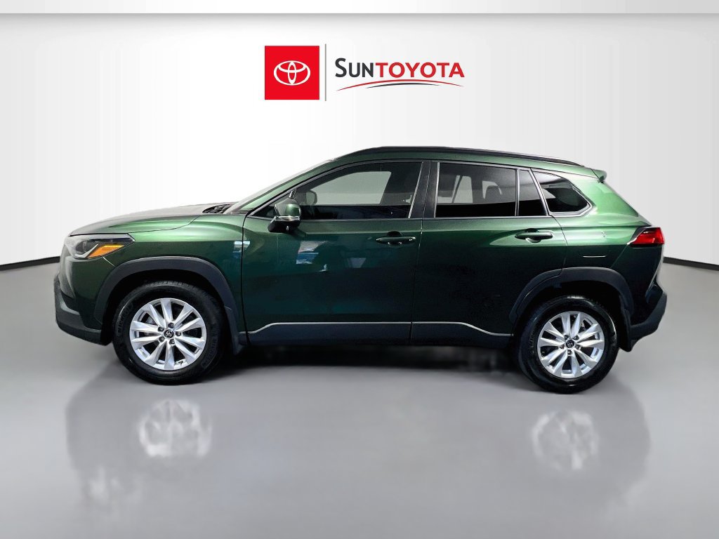 Used 2024 Toyota Corolla Cross LE FWD image 6