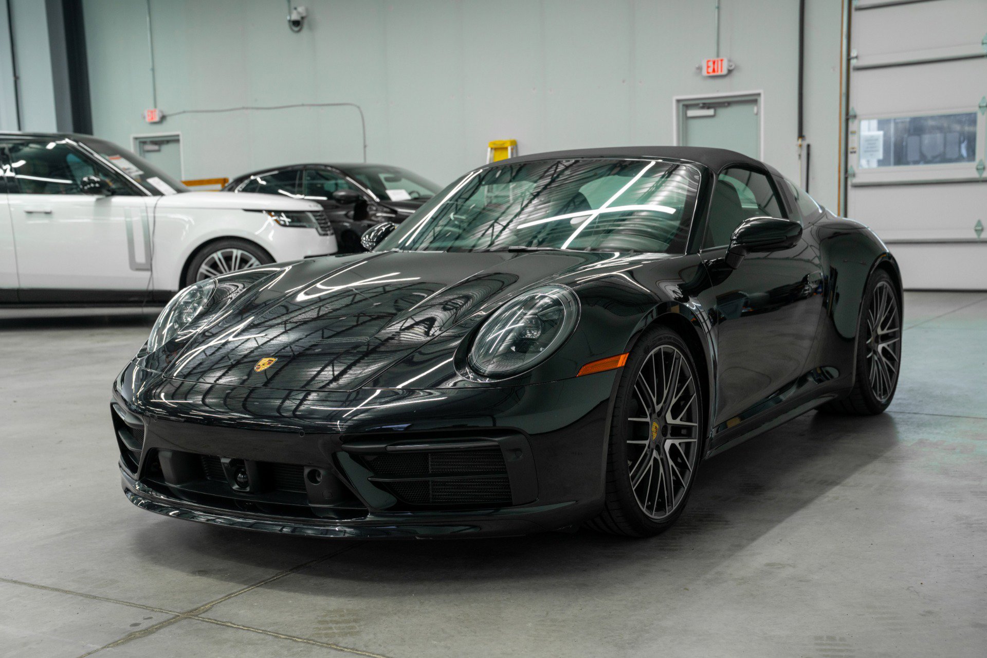 Used 2024 Porsche 911 Targa 4 w/ Sport Package AWD/4WD image 43