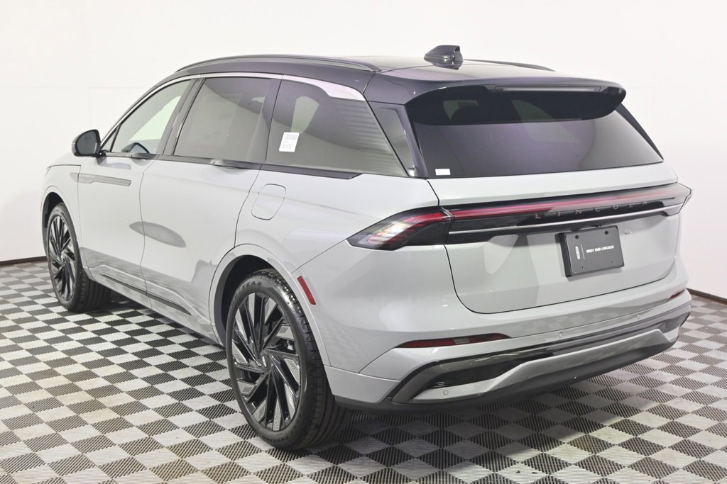 New 2026 Lincoln Nautilus Black Label image 3