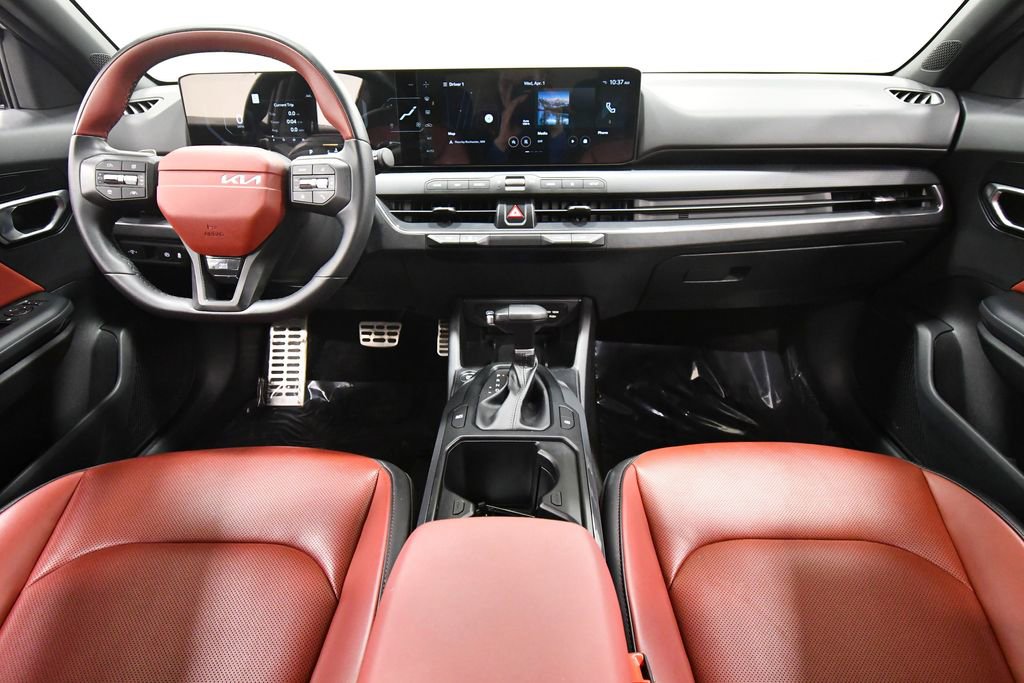 Certified 2025 Kia K4 GT-Line Turbo FWD image 3