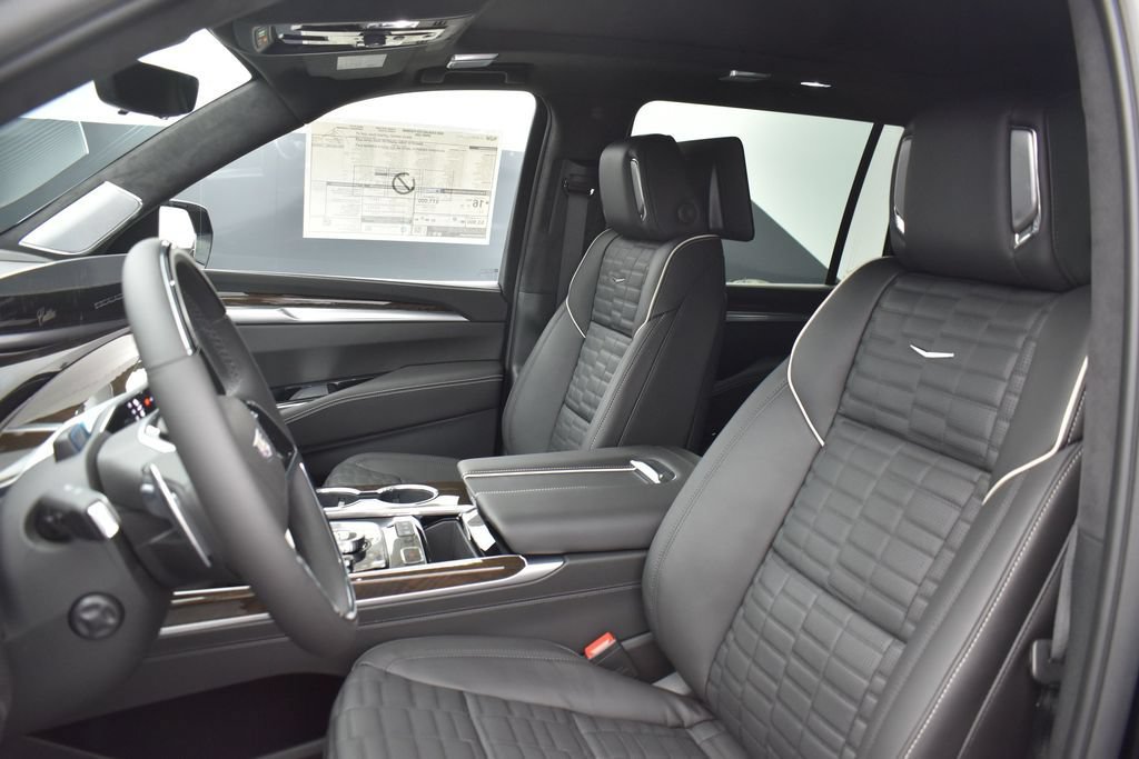 New 2026 Cadillac Escalade ESV Platinum Sport w/ LPO, ONYX Package AWD/4WD image 9