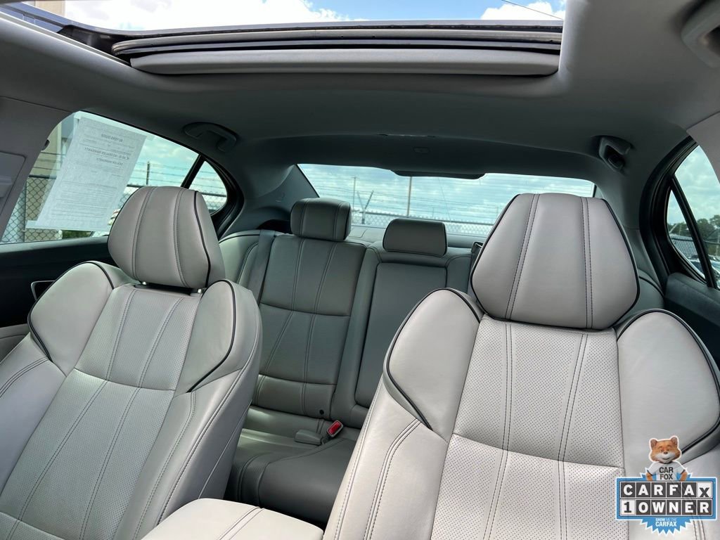 Used 2018 Acura TLX V6 w/ Technology Package FWD image 28